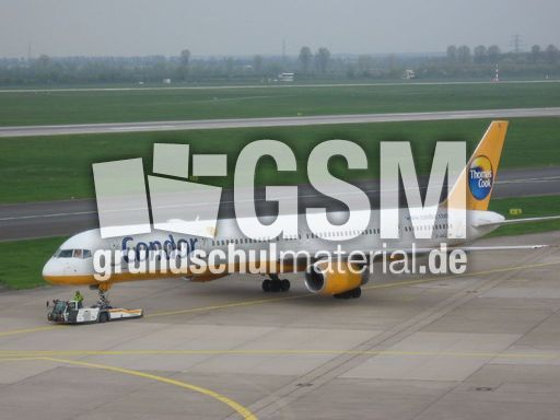 Boeing 757-300_1.JPG